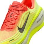 Nike Vomero Plus Naranja - Imagen 2