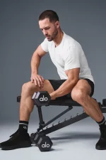 Alo Camiseta de Manga Corta Cuello Redondo Reform Conquer Blanco - Imagen 2