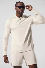 Alo Camiseta de Manga Larga con Capucha Reform Conquer Blanco