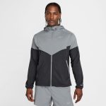 Nike Impossibly Light Windrunner Gris