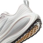 Nike Vomero Plus Blanco - Imagen 7