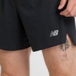 New Balance RC Ultra Light Split Shorts Negro - Imagen 5