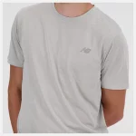 New Balance Athletics Tee Gris - Imagen 2