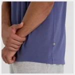 New Balance Athletics Premium Relaxed Chest Logo Tee Morado - Imagen 6