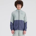 New Balance Graphic Impact Run Packable Jacket Verde