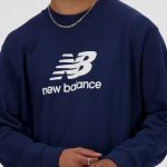 New Balance Sport Essentials Logo Crew Azul - Imagen 2