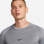 Nike Dri-Fit PRO Tight  SS Tee Gris - Imagen 2