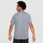 Nike Dri-Fit ADV Stride SS Tee Gris - Imagen 3