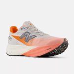 New Balance Fuelcell Supercomp Elite V5 NYC Gris - Imagen 2