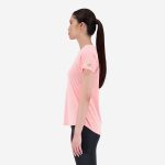 New Balance Printed Impact Run Short Sleeve Rosa - Imagen 4